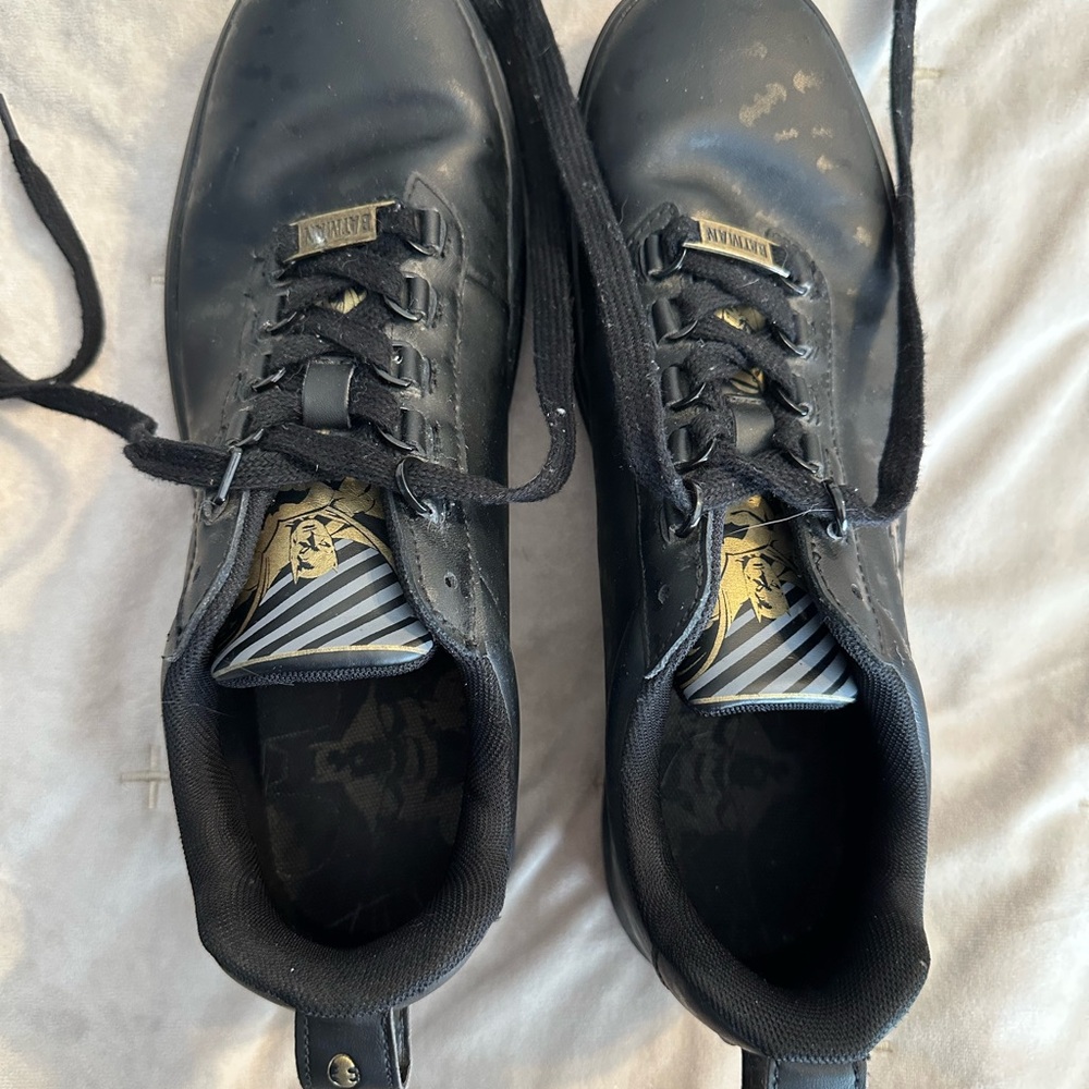 K-SWISS MENS Batman shoes size 10 DC Fandom Streetwear Skate Comic Book EUC